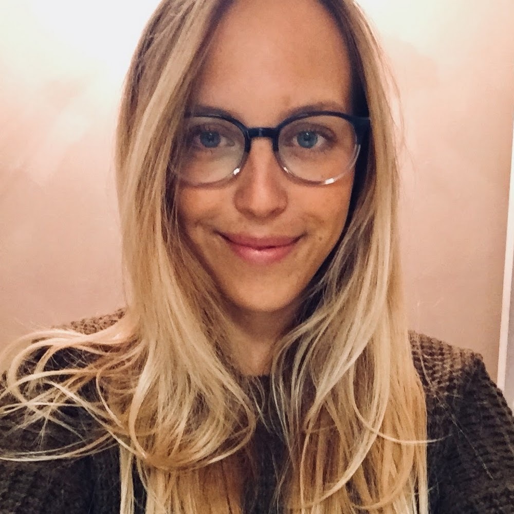 Meet your Posher, Whitney